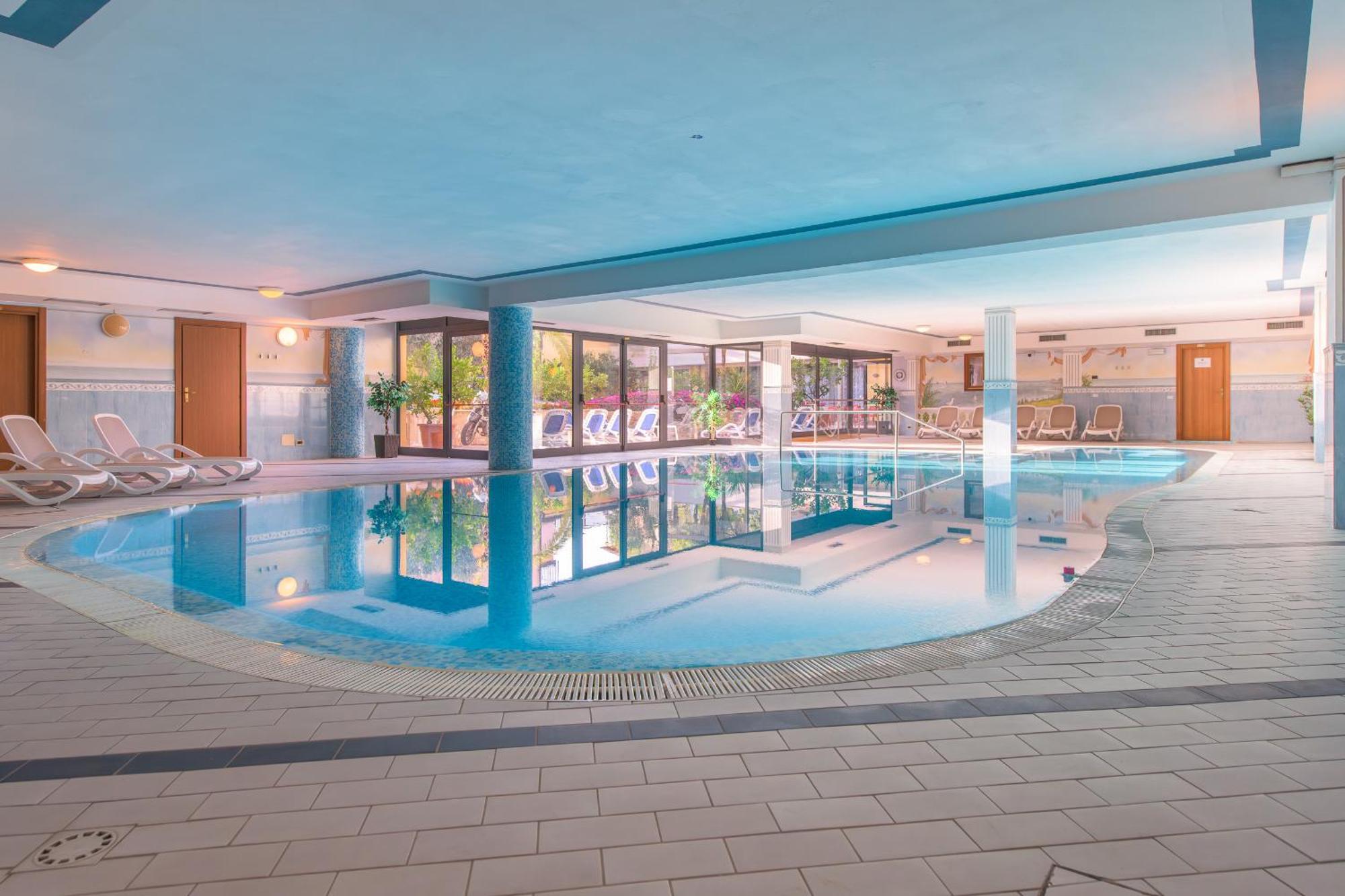 Hotel Garda Bellevue Limone sul Garda Εξωτερικό φωτογραφία