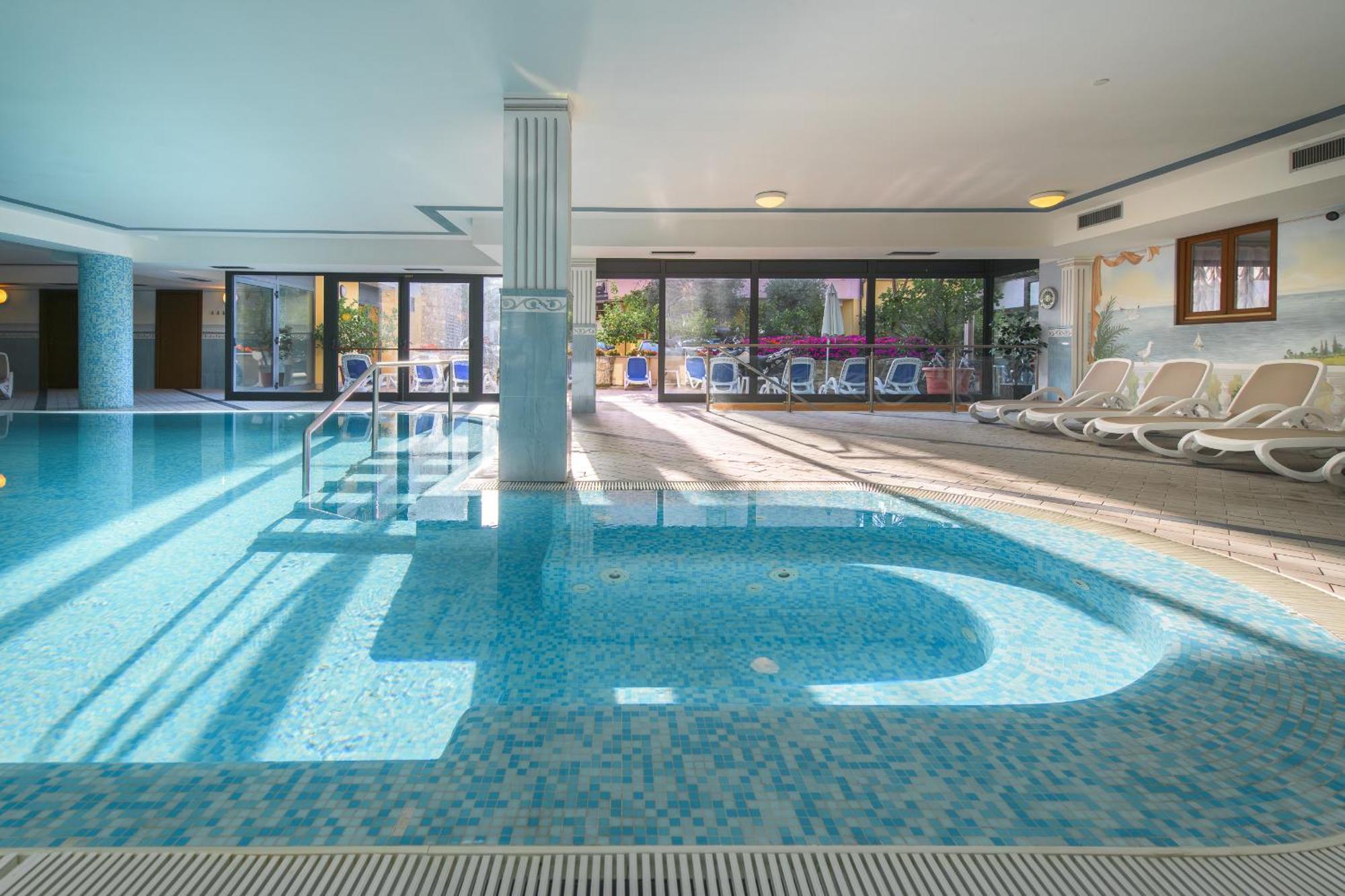 Hotel Garda Bellevue Limone sul Garda Εξωτερικό φωτογραφία