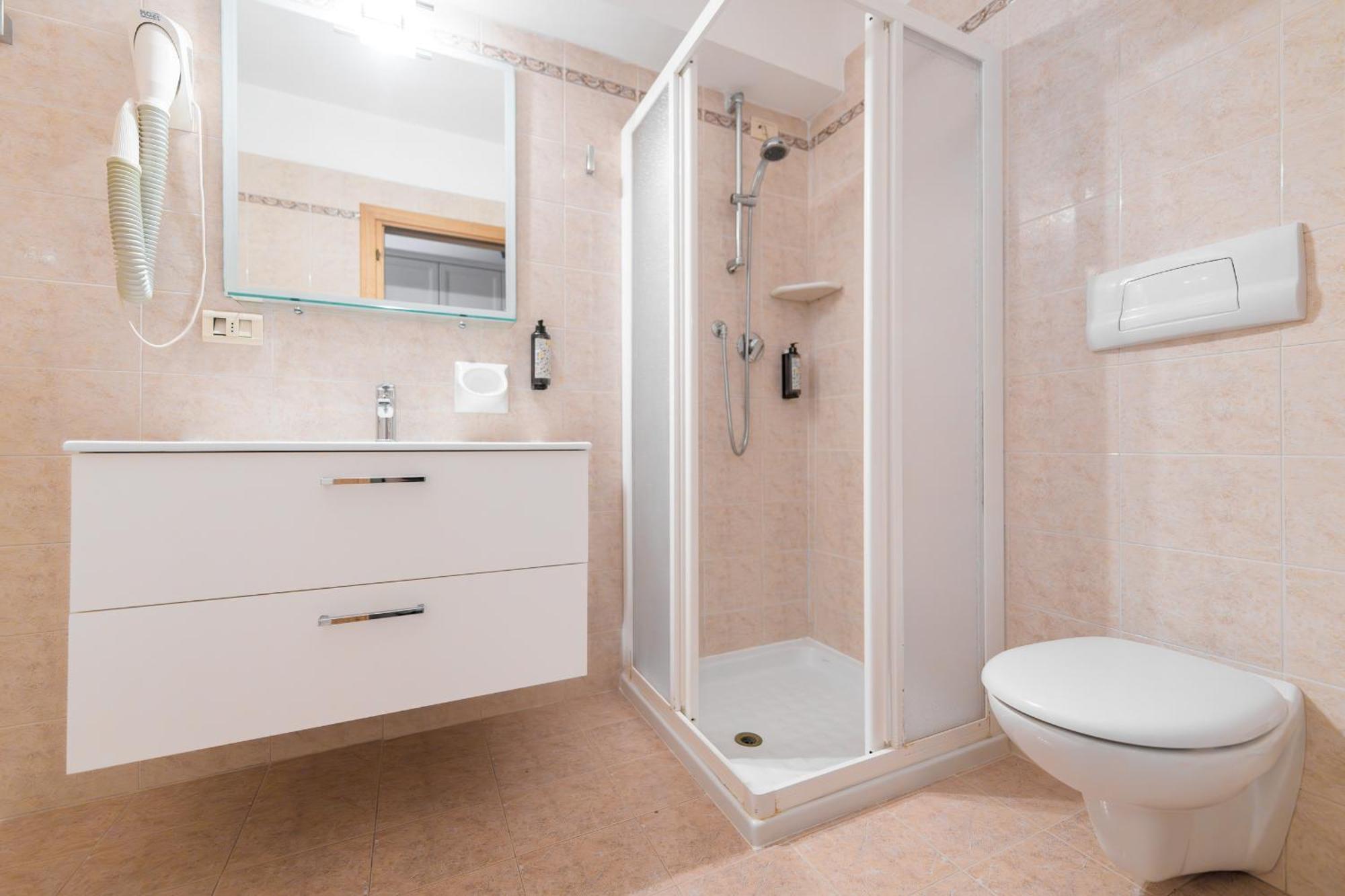 Hotel Garda Bellevue Limone sul Garda Δωμάτιο φωτογραφία