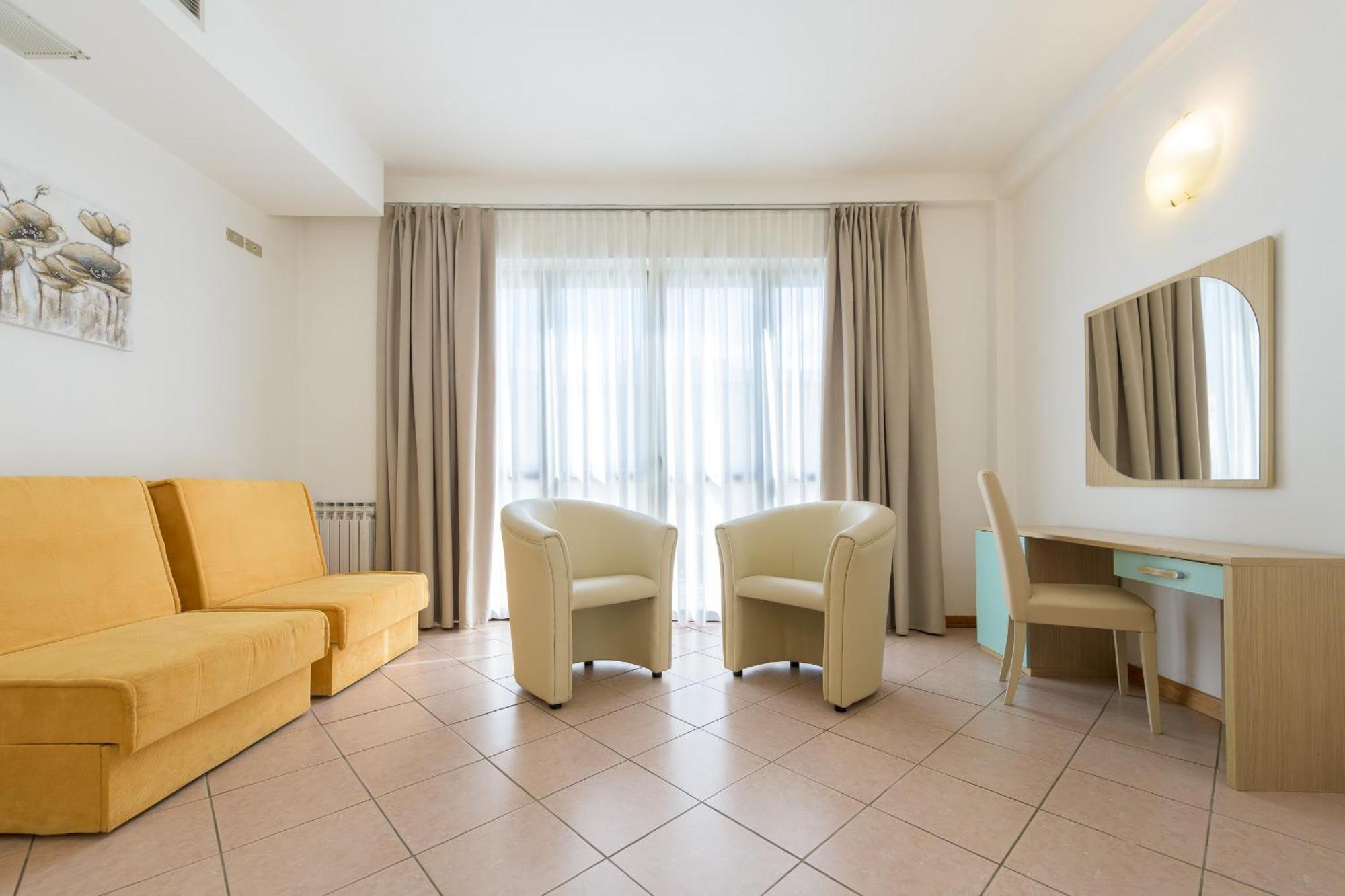 Hotel Garda Bellevue Limone sul Garda Δωμάτιο φωτογραφία