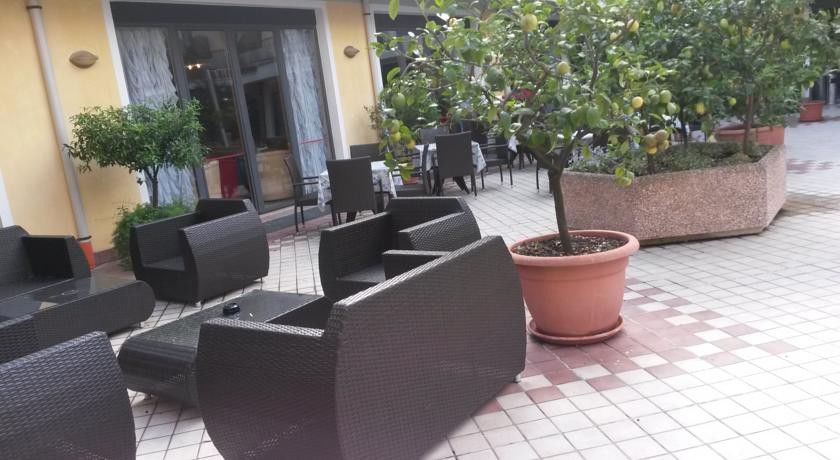 Hotel Garda Bellevue Limone sul Garda Εξωτερικό φωτογραφία